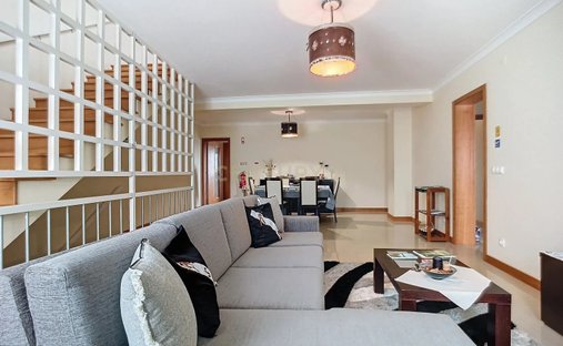 Villa in Rosto do Cao (Livramento), Azoren, Portugal 1