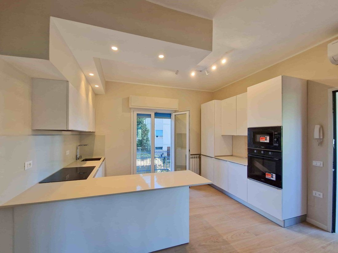 Apartment in Vittoria Apuana, Forte dei Marmi, Tuscany 1 - 17748008