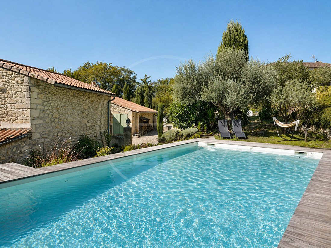 Villa in Branne, Nouvelle-Aquitaine, France 4 - 17749009