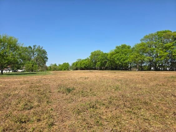 Land in Columbia, Tennessee, United States 2 - 17750427