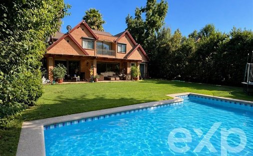 House in Colina, Santiago Metropolitan Region, Chile 1
