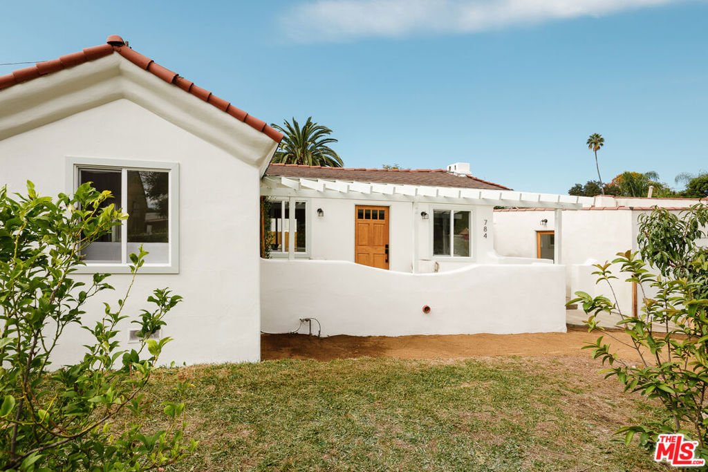 House in Altadena, California, United States 2 - 17747060