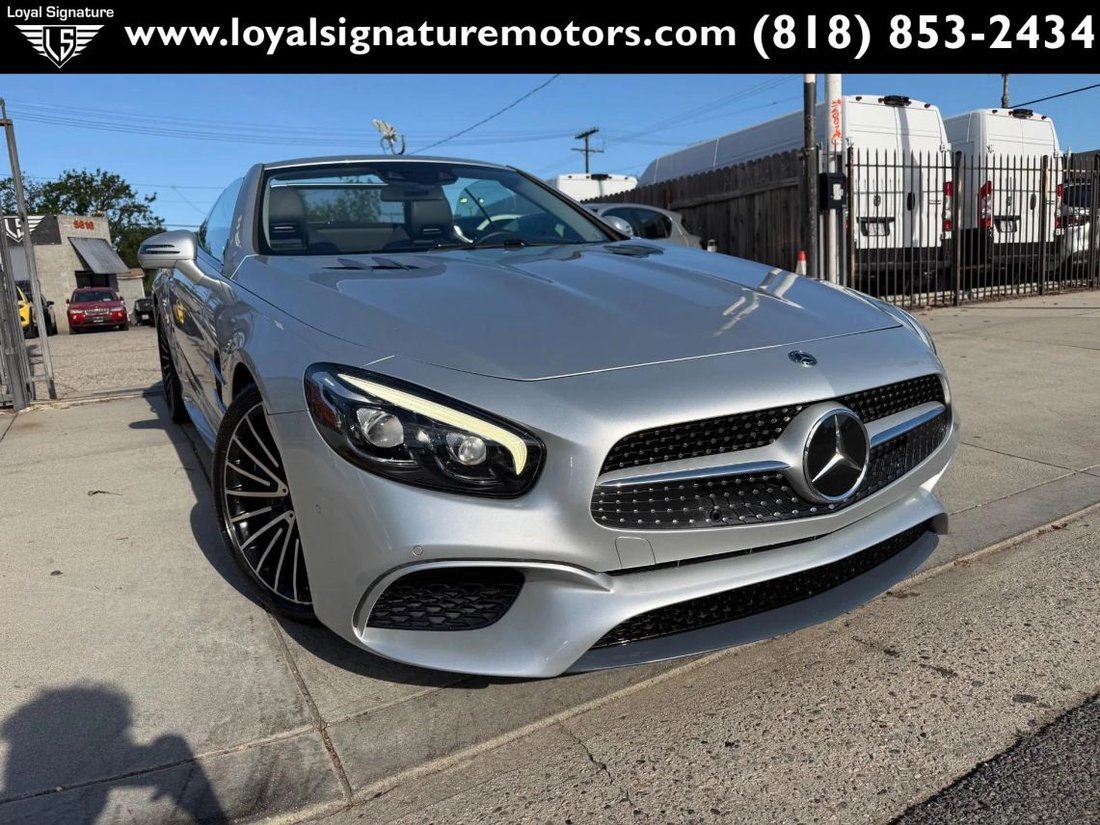 Cabriolet in Van Nuys, CA, United States 1 - 17746043