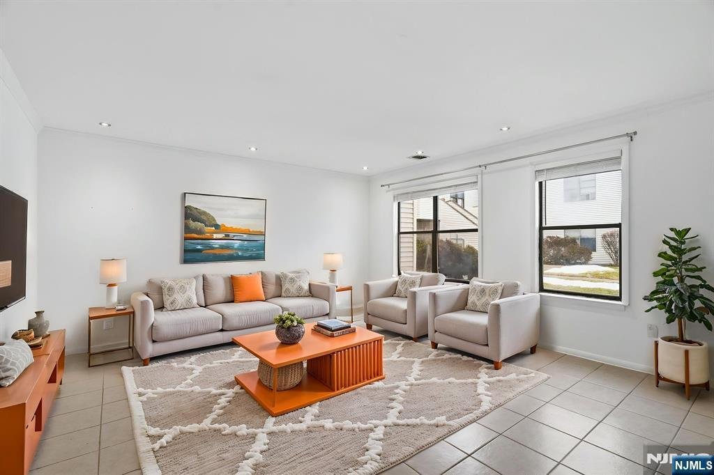 Condo in Englewood, New Jersey, United States 1 - 17745059