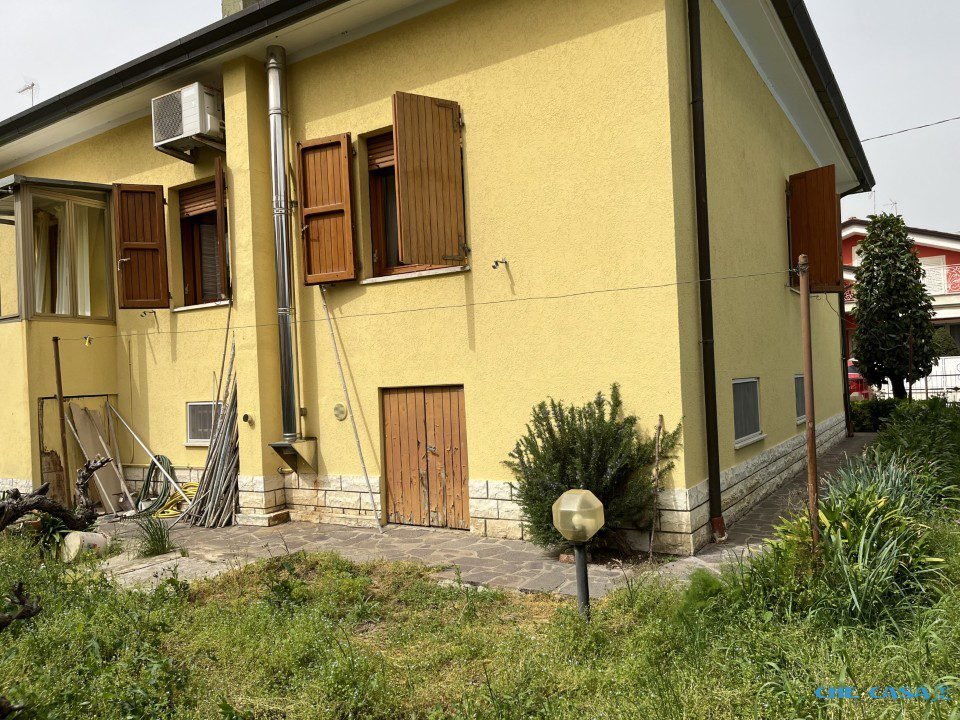 Villa in Park, Riccione, Emilia-Romagna 3 - 14034281