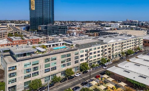Condo in Los Angeles, California, United States 1