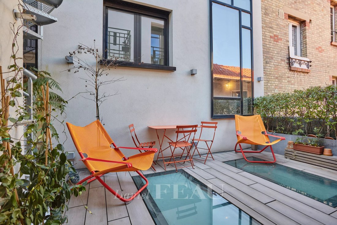 Townhouse in Vaillant-Sembat, Boulogne-Billancourt, France 1 - 17749672