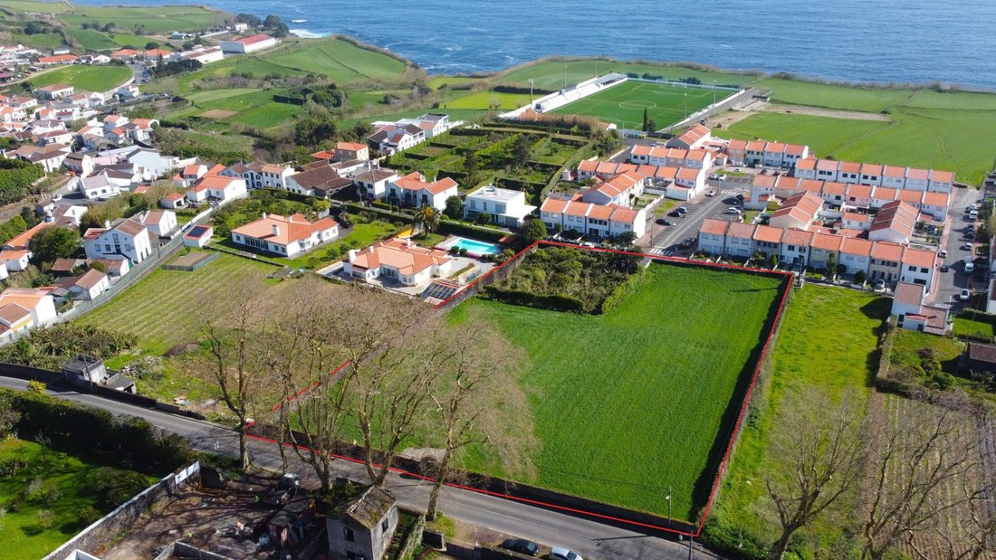 Land in Santo Antonio, Azores, Portugal 1 - 17555350