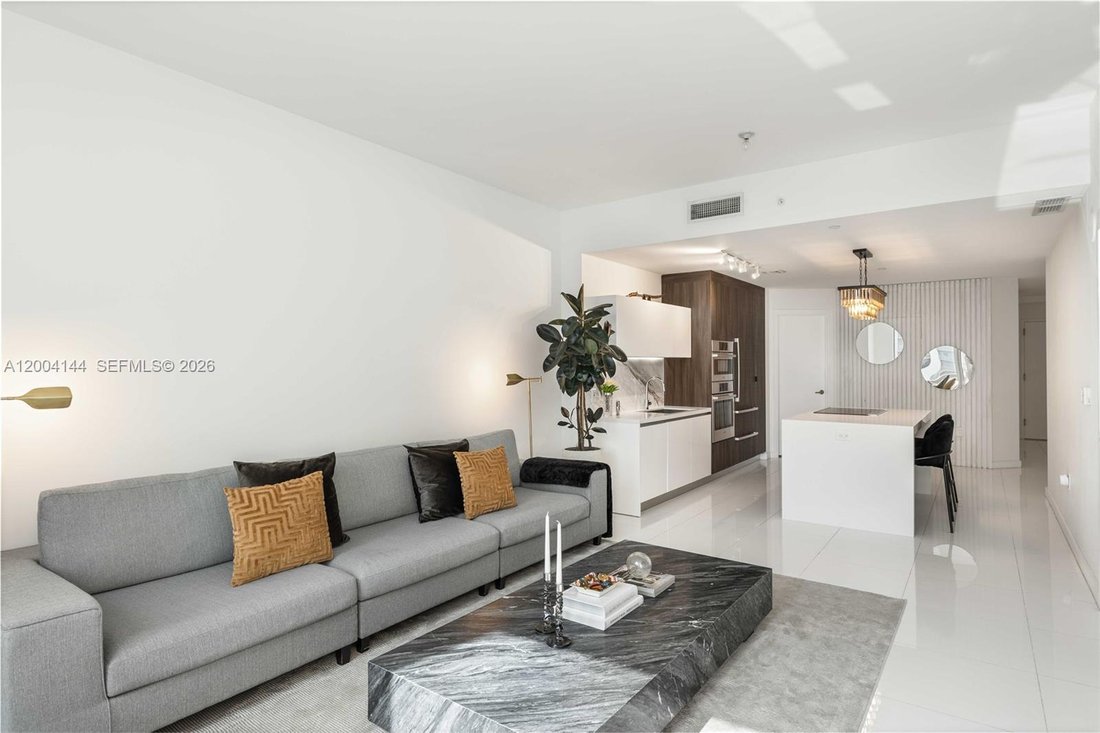 Condo in Miami, Florida, United States 4 - 17747585