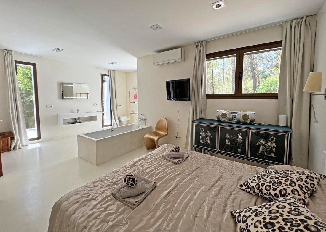 Villa in Santa Eularia des Riu, Balearic Islands, Spain 4 - 17749708