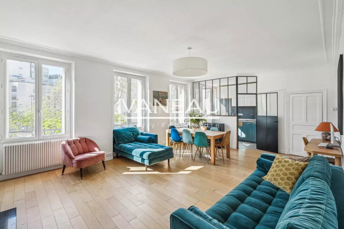 Apartment in Auteuil Sud, Paris 16e Arrondissement, Paris 1 - 15573588