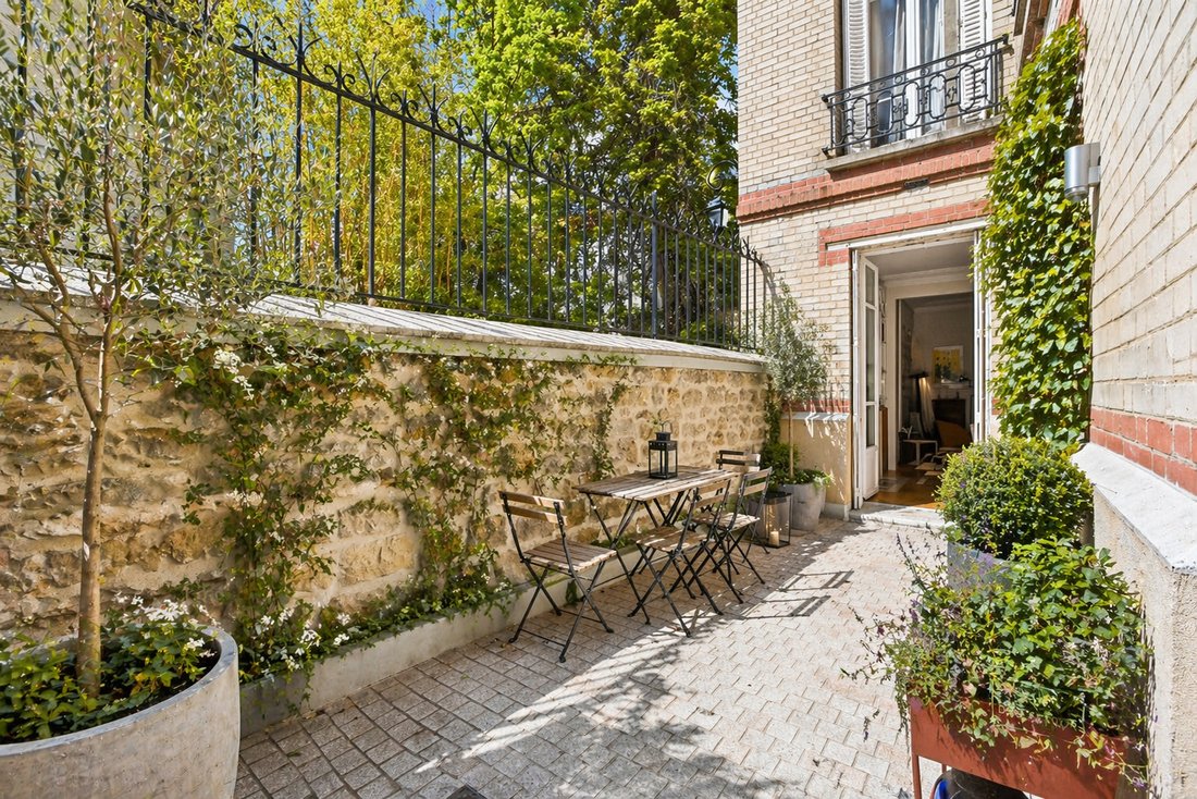 Apartment in Auteuil Sud, Paris 16e Arrondissement, Paris 3 - 17745014