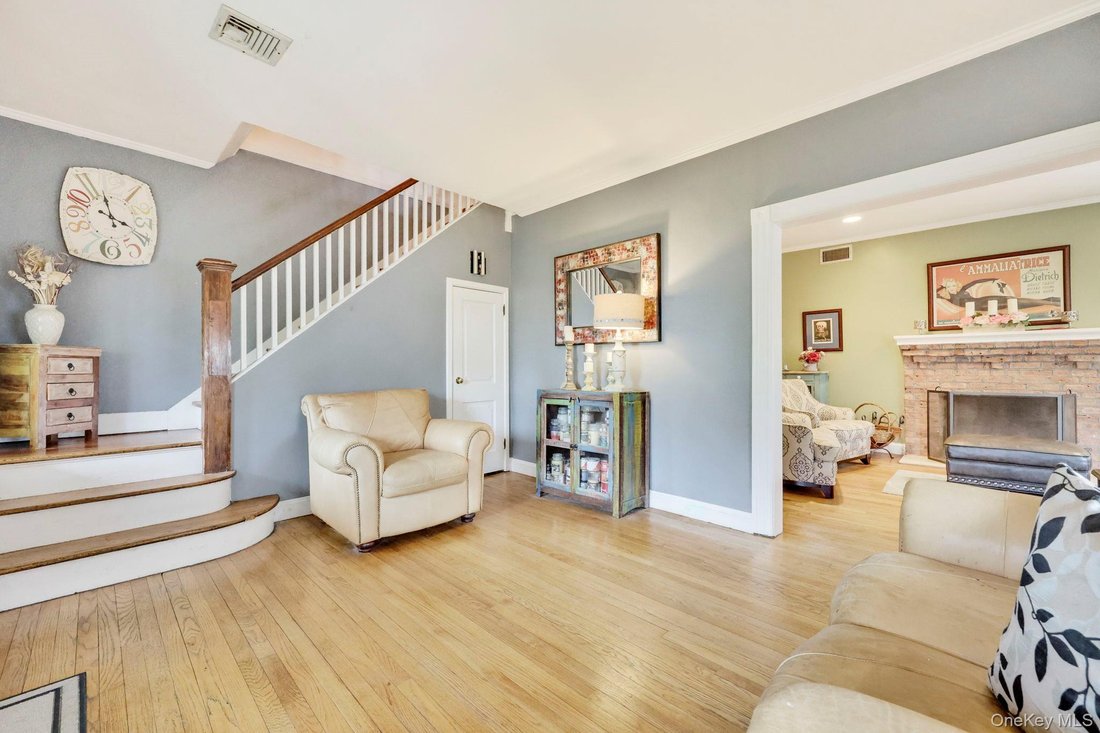 House in Woodmere, New York, United States 4 - 17743877