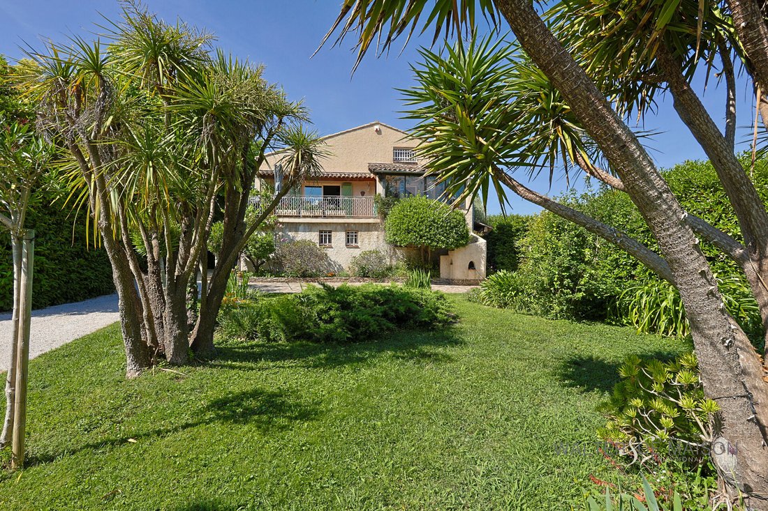 Villa in Nord, Le Pradet, France 3 - 17745584