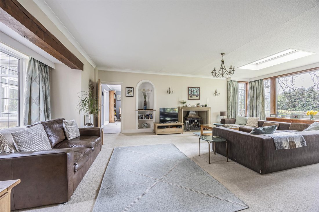 House in Prestbury, Cheltenham, England 2 - 17743604