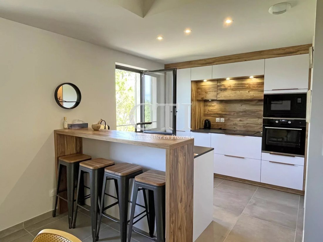 Townhouse in Gigondas, Provence-Alpes-Côte d'Azur, France 5 - 16844595