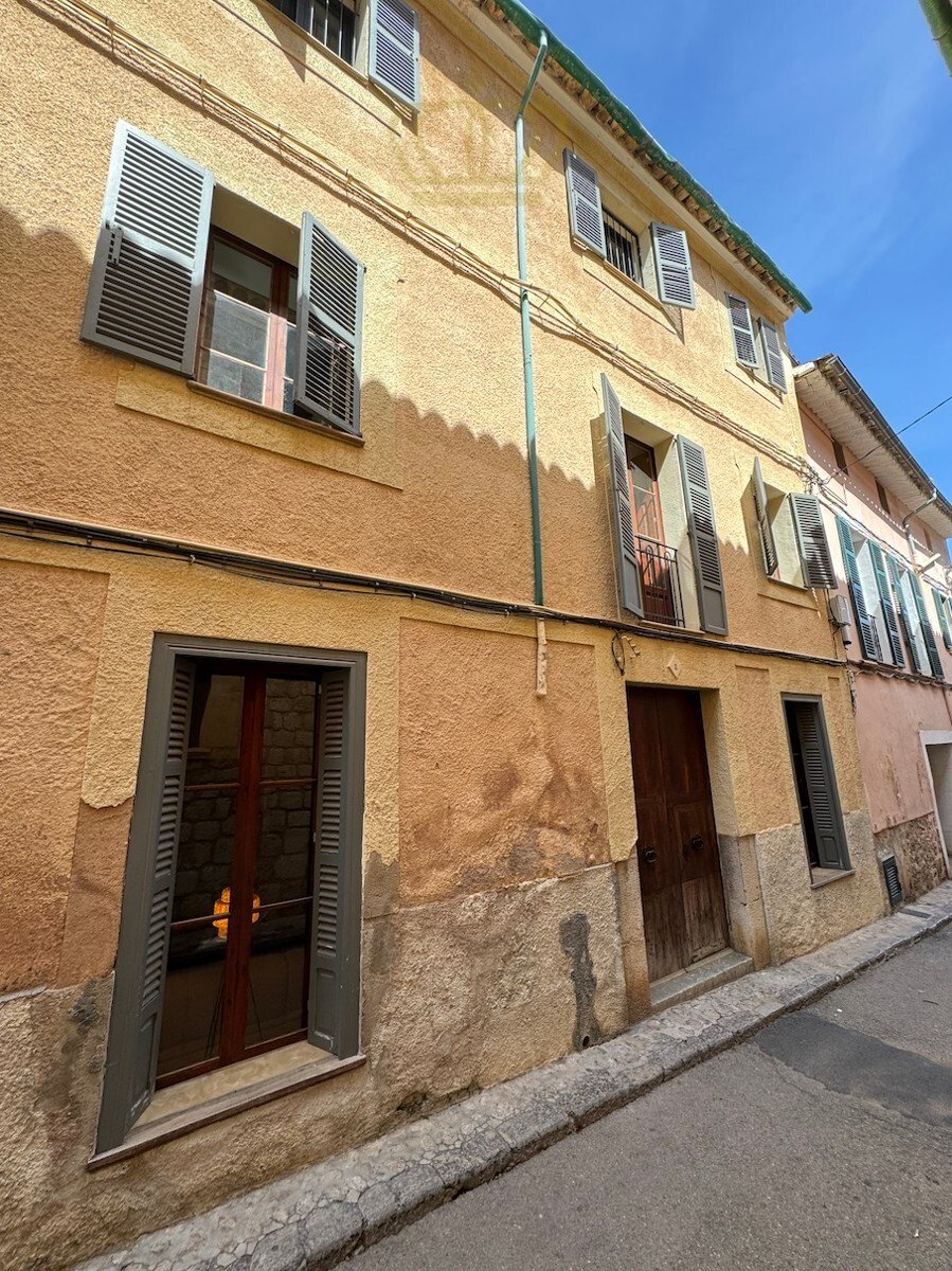 Townhouse in Soller, Balearic Islands, Spain 2 - 17747375