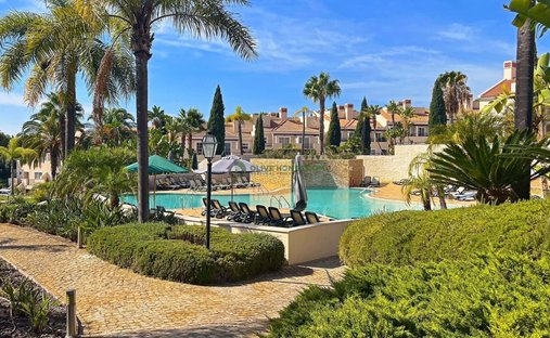 Stadthaus in Quarteira, Algarve, Portugal 1