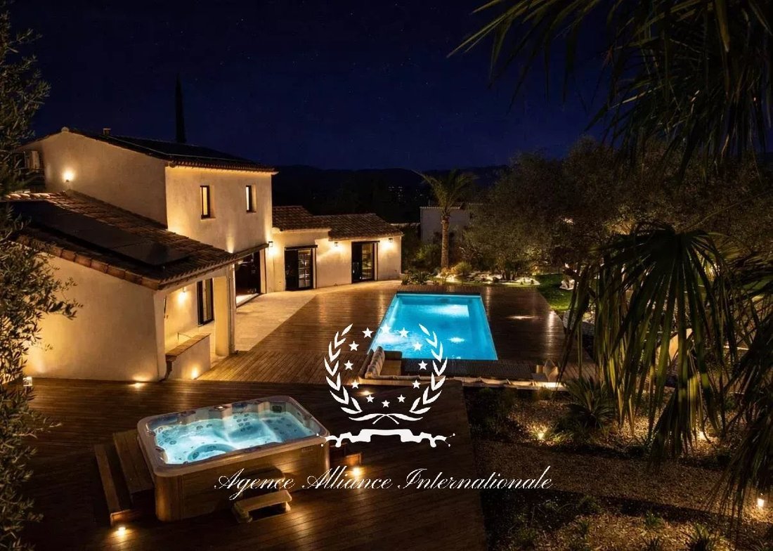 Apartment in Sud, Le Luc, France 4 - 17743657