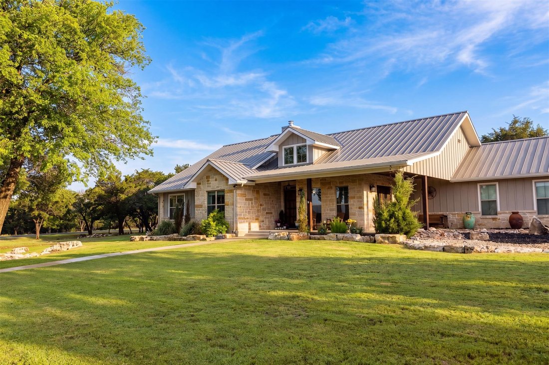 House in Kerrville, Texas, United States 1 - 17747689