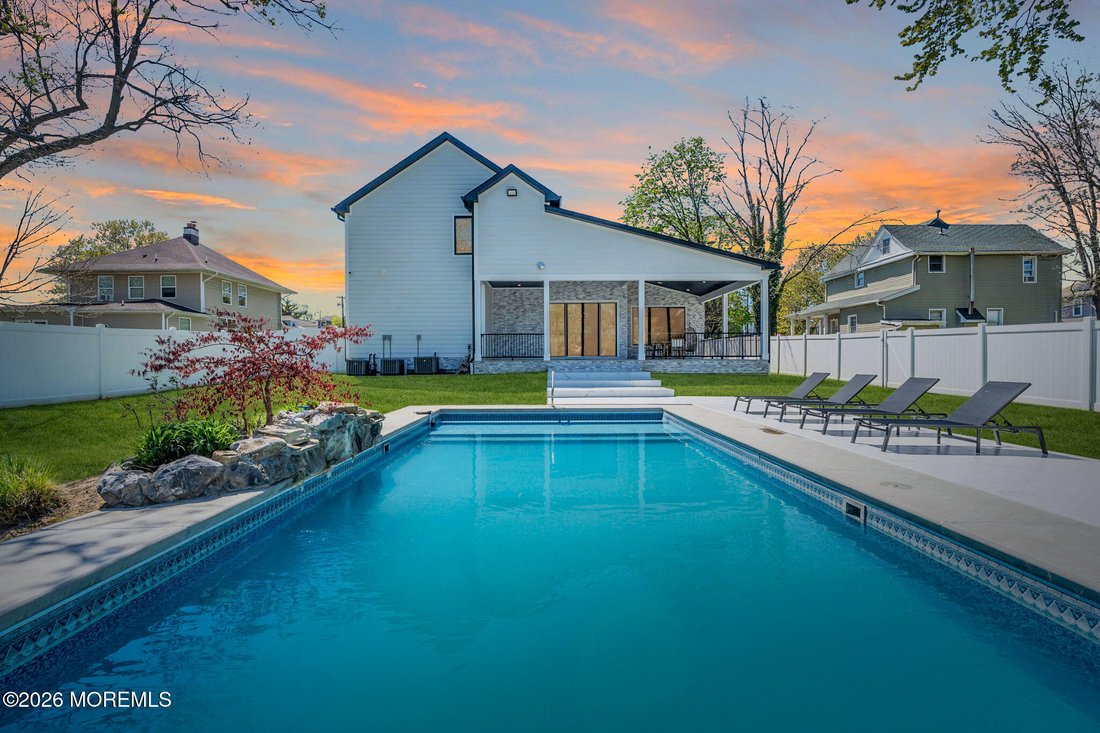 House in Long Branch, New Jersey, United States 2 - 17743454