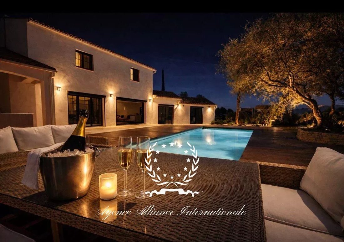 Apartment in Sud, Le Luc, France 5 - 17743657