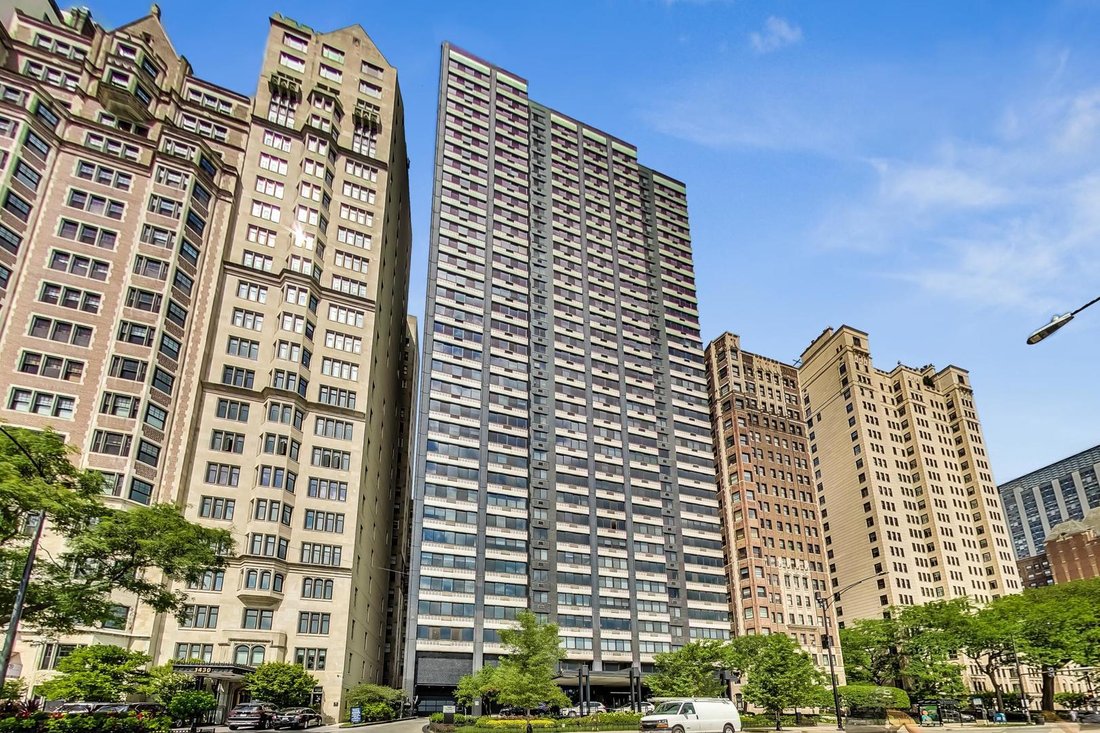 Condo in Chicago, Illinois, United States 1 - 17744359