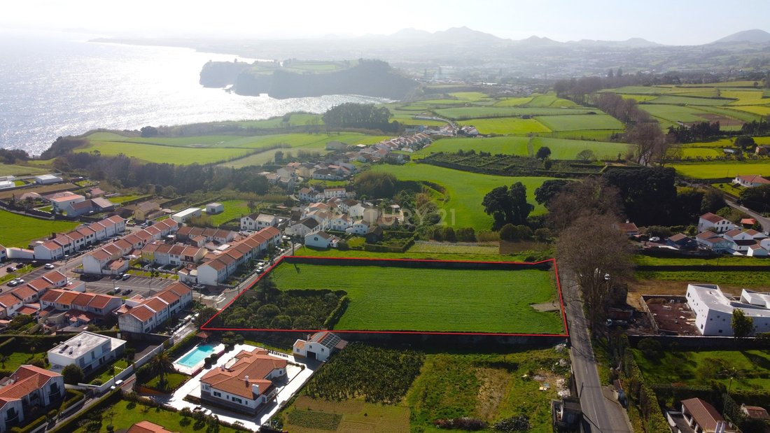 Land in Santo Antonio, Azores, Portugal 3 - 17555350