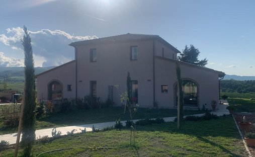 Country House in Lajatico, Tuscany, Italy 1
