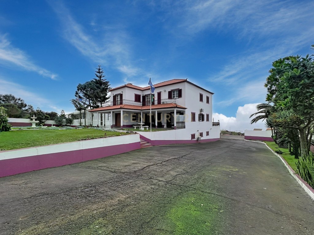 Villa in Feteiras, Azores, Portugal 1 - 17039731