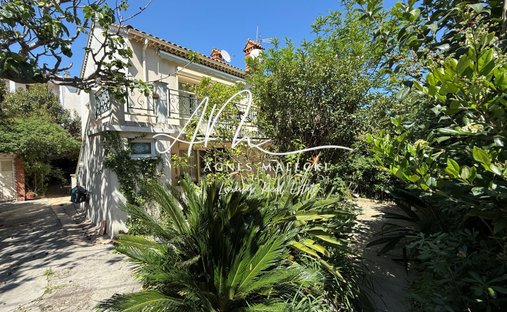 Villa in Nord, Cavalaire-sur-Mer, France 1
