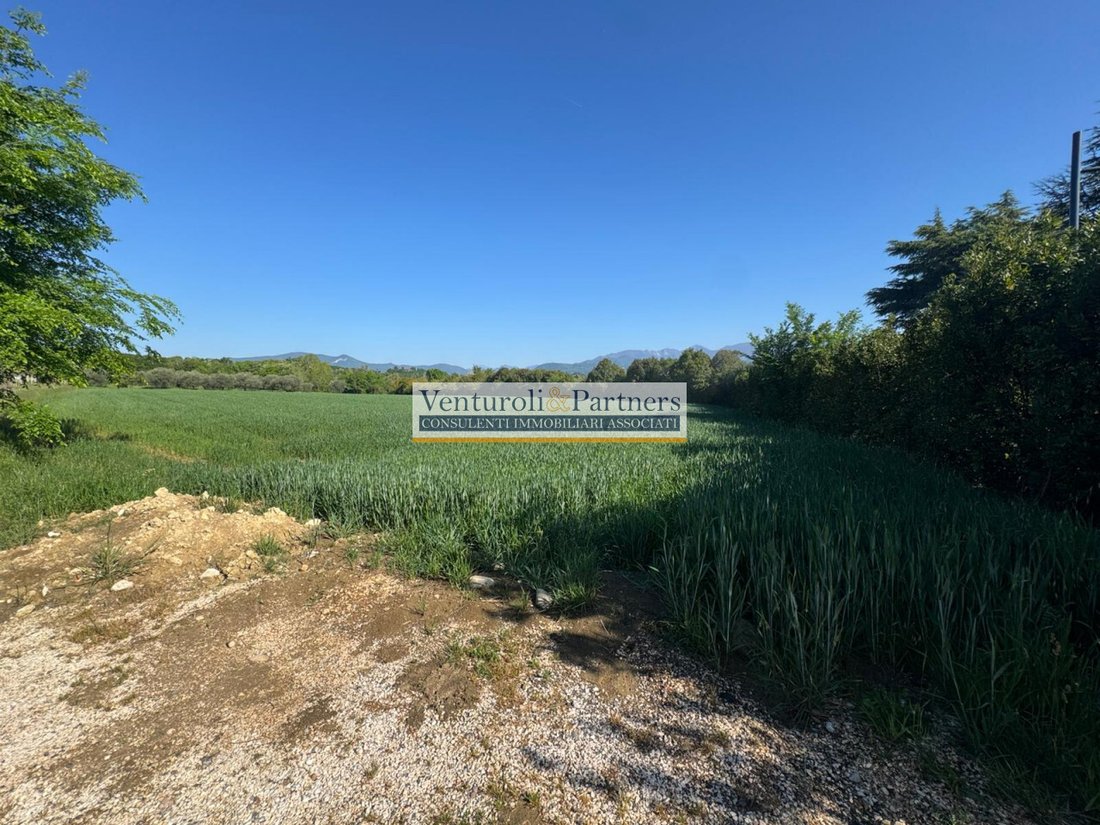 Land in Manerba del Garda, Lombardy, Italy 4 - 17750790