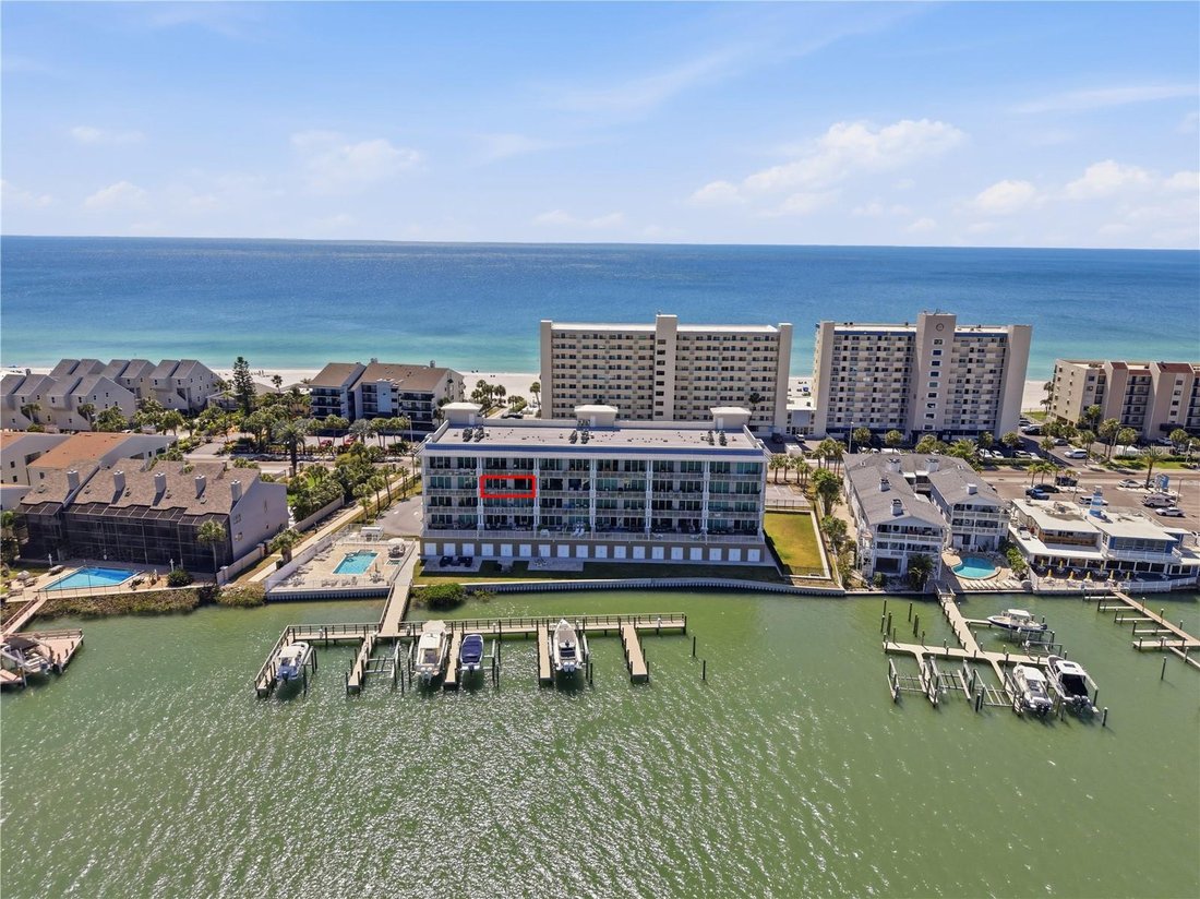 Condo in Indian Shores, Florida, United States 5 - 17748004