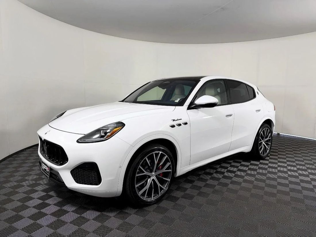 Suv in Lynnwood, WA, United States 2 - 17750784