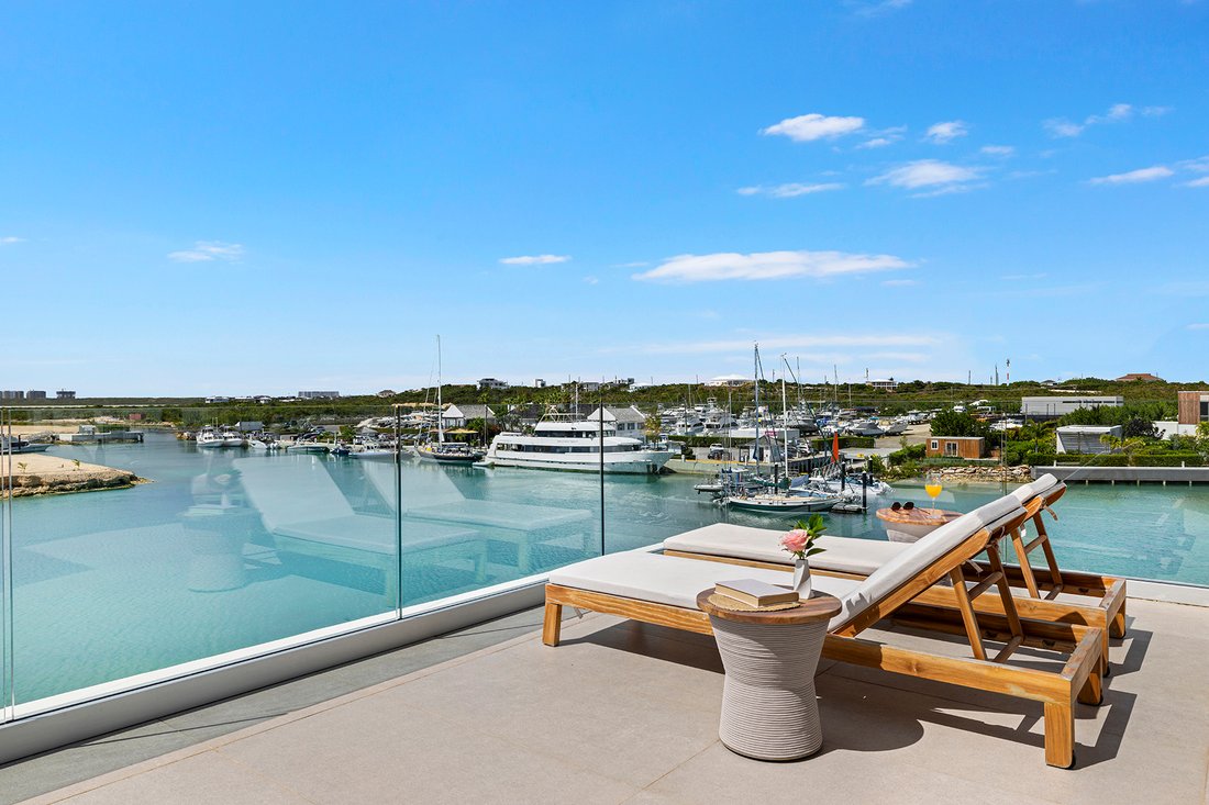 House in Long Bay Hills, Caicos Islands, Turks and Caicos Islands 2 - 17743358