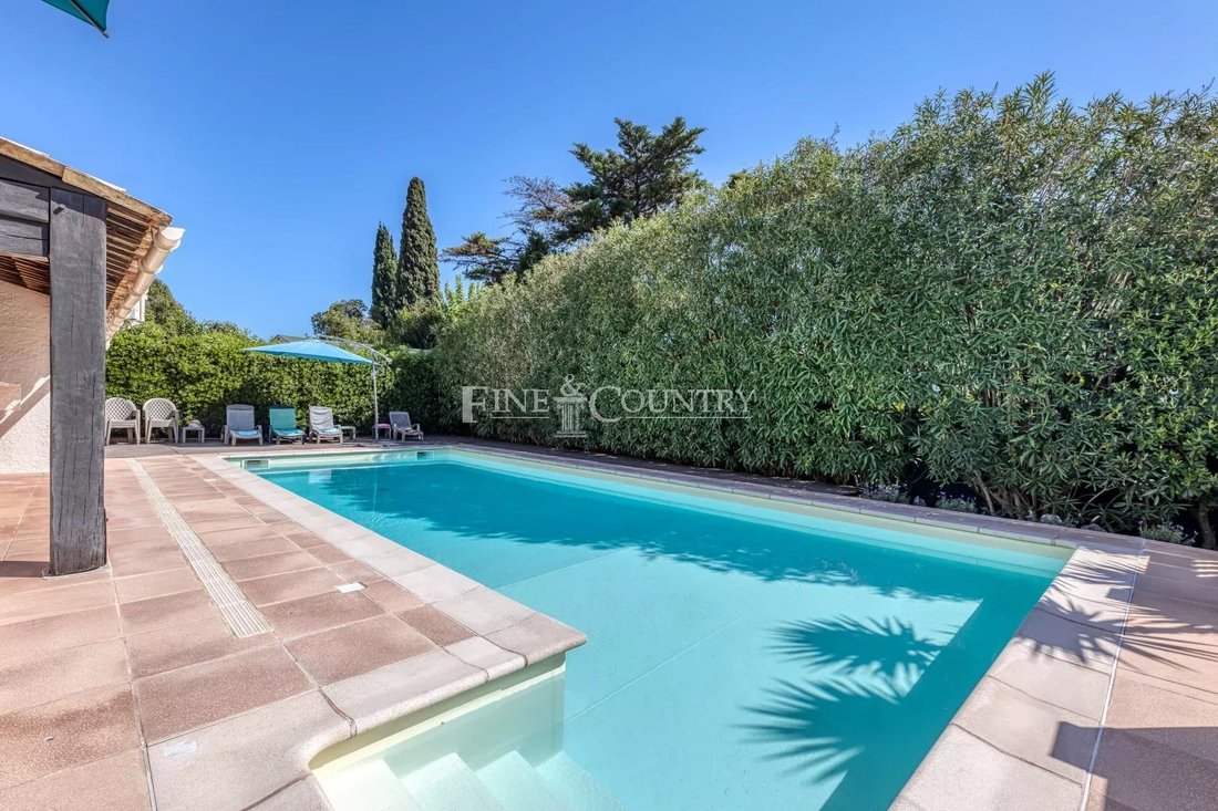 Villa in La Roquette-sur-Siagne, Provence-Alpes-Côte d'Azur, France 4 - 17741336