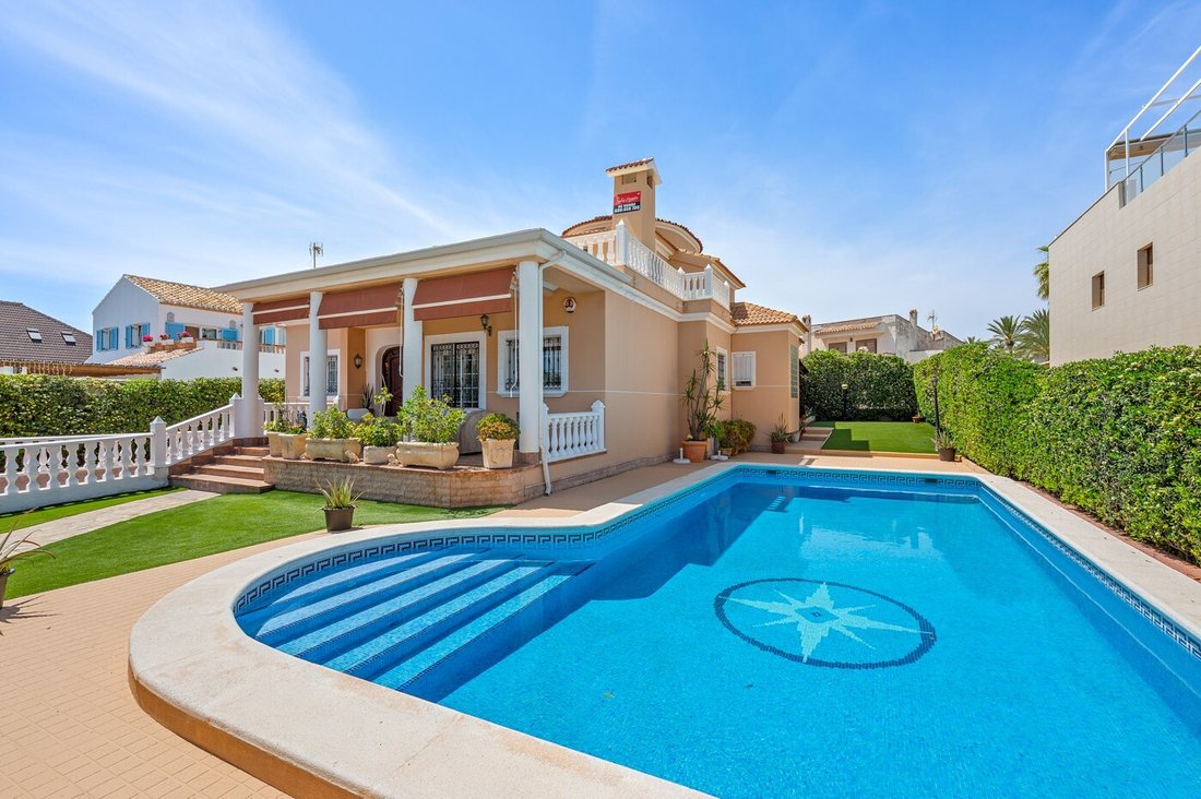 Villa in Torrevieja, Valencian Community, Spain 1 - 17743672