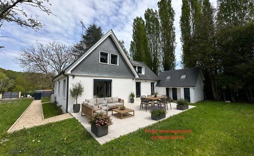 House in Dampierre-en-Yvelines, Ile-de-France, France 1