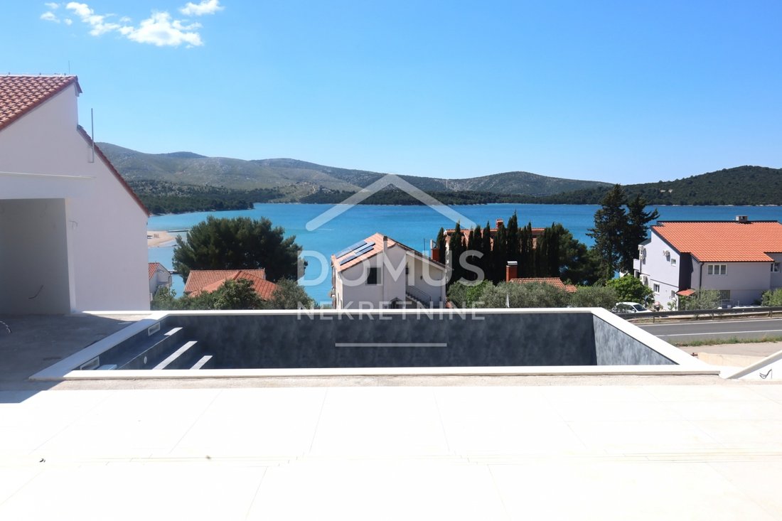 House in Zaboric, Sibenik-Knin County, Croatia 3 - 16132488