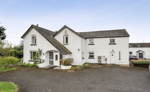 Maison à Woodhouse, Whittington, Angleterre 1