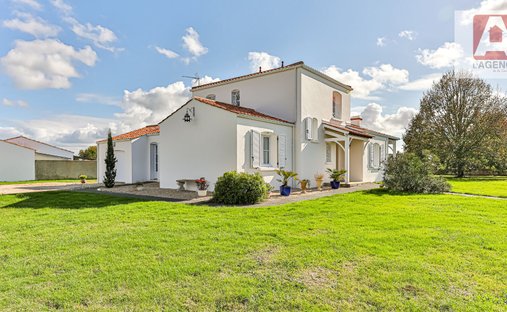 Villa a Commequiers, Paesi della Loira, Francia 1