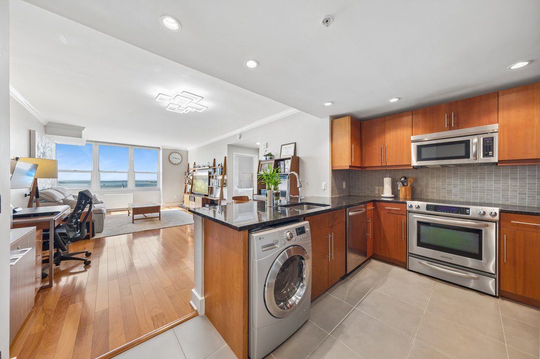 Condo in Jersey City, New Jersey, United States 5 - 17742657