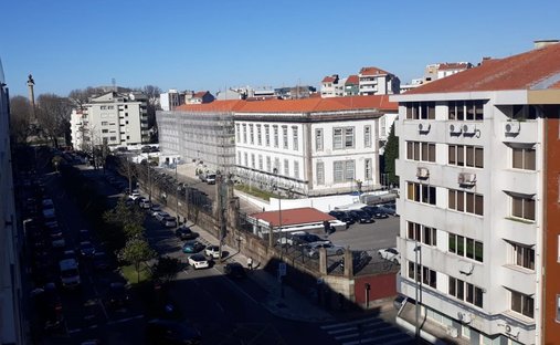 Apartment in Cedofeita, Santo Ildefonso, Se, Miragaia, Sao Nicolau e Vitoria, Porto District, Portugal 1
