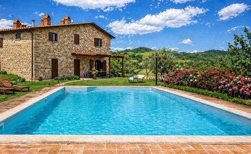 Villa a Pietralunga, Umbria, Italia 1