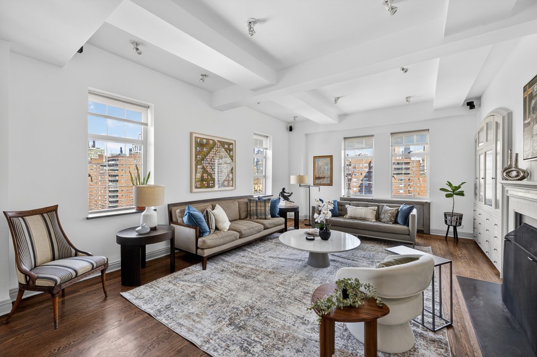 Co Op in New York, New York, United States 1 - 17745098