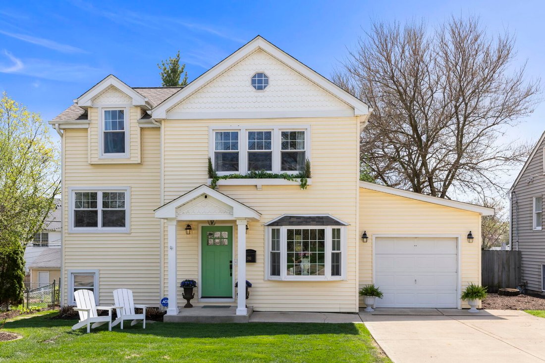 House in Glen Ellyn, Illinois, United States 1 - 17750298