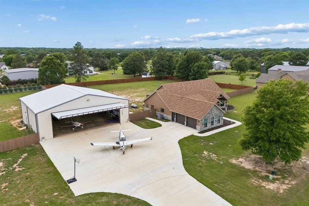 House in Edgewood, Texas, United States 2 - 17749343