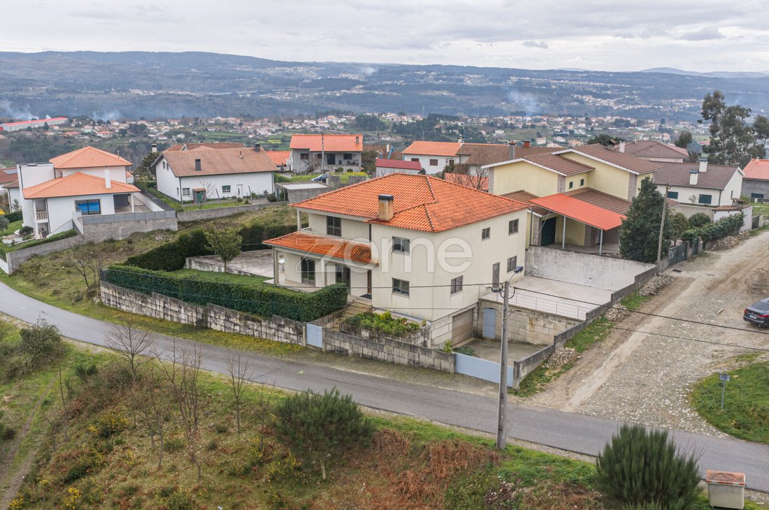 Haus in Adoufe e Vilarinho de Samarda, Vila Real, Portugal 1 - 17750189