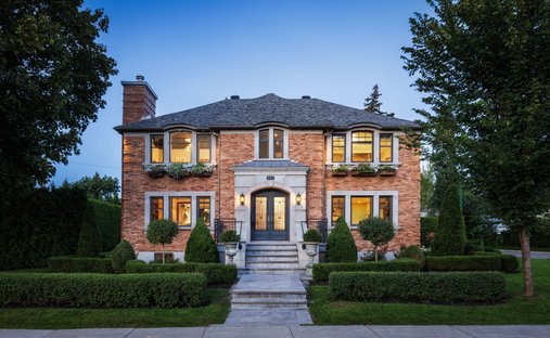 House in Mount Royal, Quebec, Canada 1