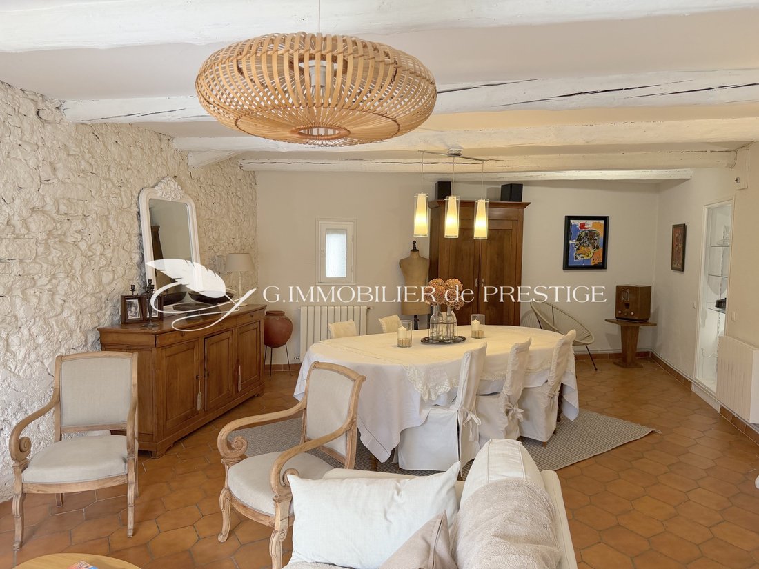 Modene, Provence-Alpes-Côte d'Azur, France 4 - 17749067